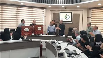 مراسم تجلیل و تکریم از بازنشستگان معاونت غذا و دارو در استان